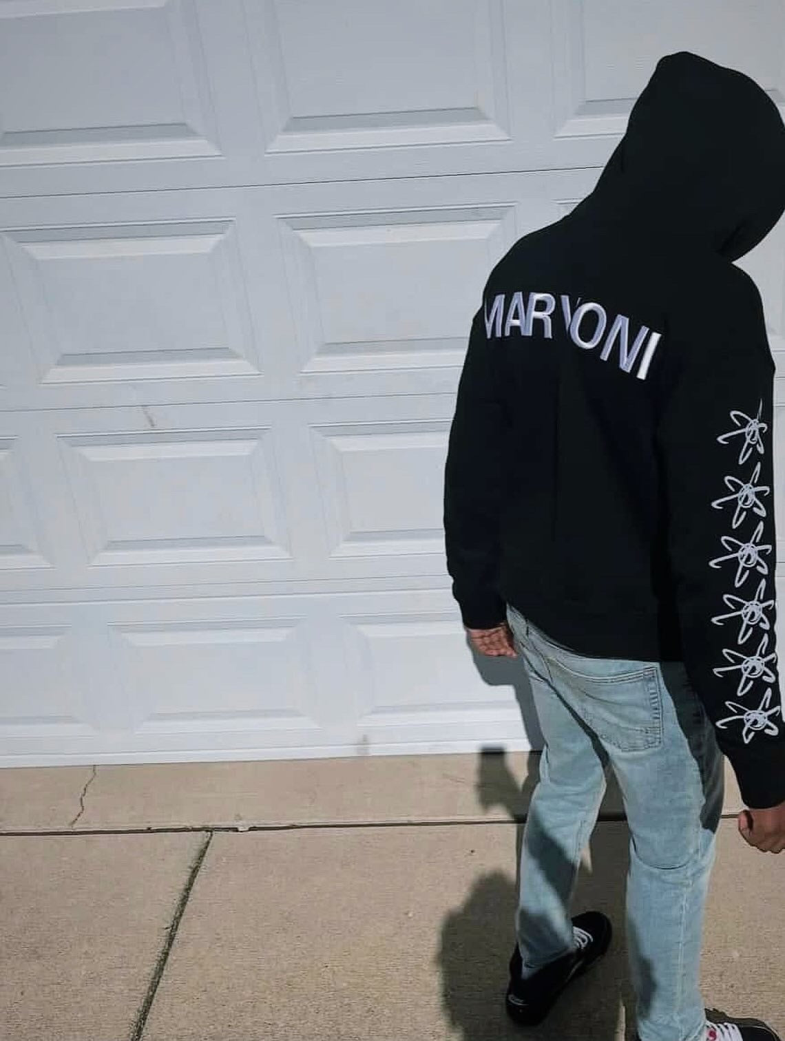 ALIEN HOODIE  (BLACK)